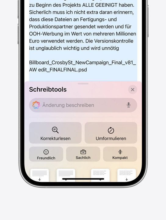 Anfragen für Apple Intelligence Schreibwerkzeuge auf einem iPhone 16 Pro.