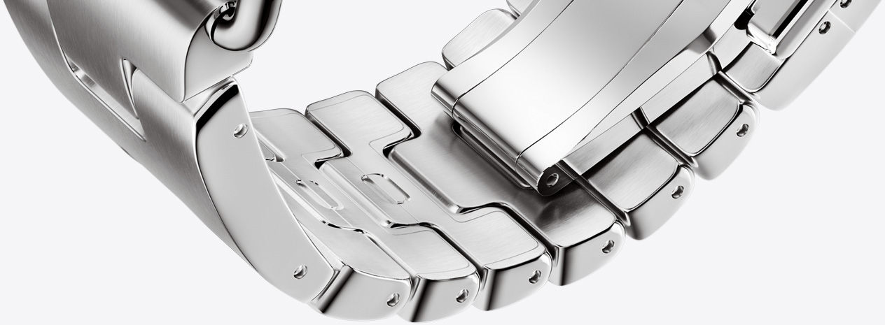 Side view of the Satiné Grand H strap in stainless steel.