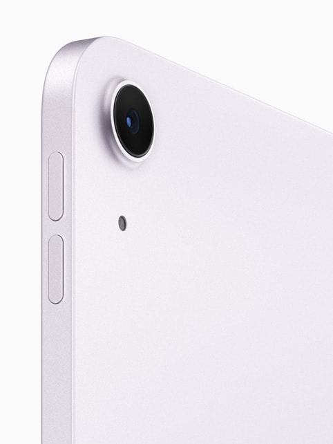 ภาพระยะใกล้ของกล้องและปุ่มด้านข้างของ iPad Air ใหม่