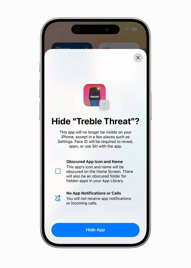 Treble Threat라는 앱을 가릴 것인지 여부를 사용자에게 묻는 메시지가 표시된 화면을 보여주는 iPhone 15 Pro.