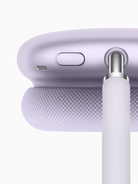 Eine Nahaufnahme der AirPods Max in Violett.