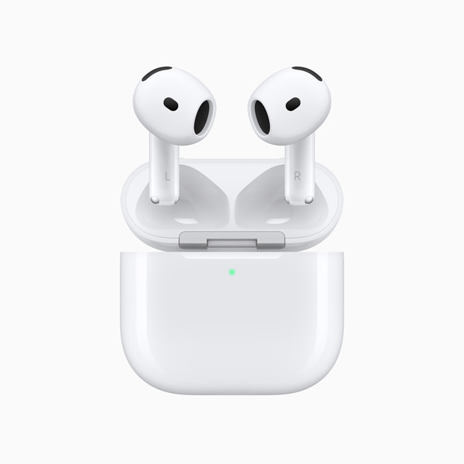 AirPods 4 med Aktiv støyreduksjon vises over etuiet. 
