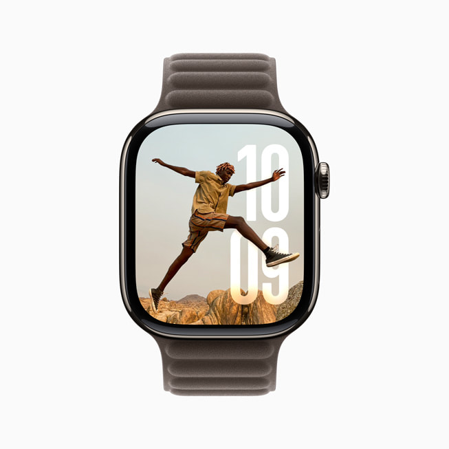 Den redesignede Bilder-urskiven vises på Apple Watch Series 10.