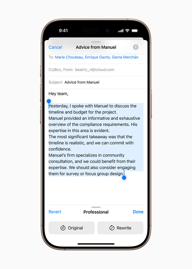 I Mail har användarens text arbetats om med det Apple Intelligence-drivna verktyget Skriv om, så att den låter proffsigare.