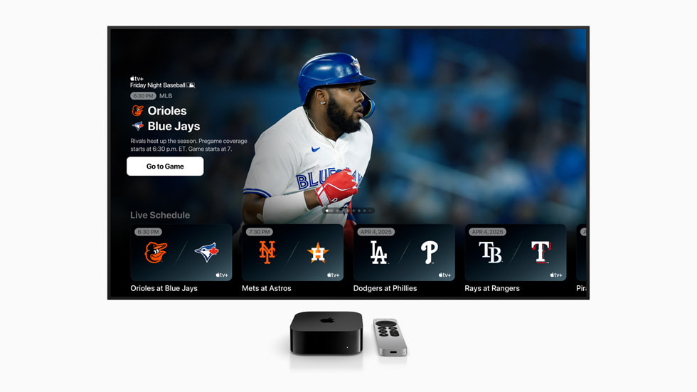Apple TV 및 Siri Remote와 함께 TV에 표시된 “불금엔 야구” 메인 화면. 