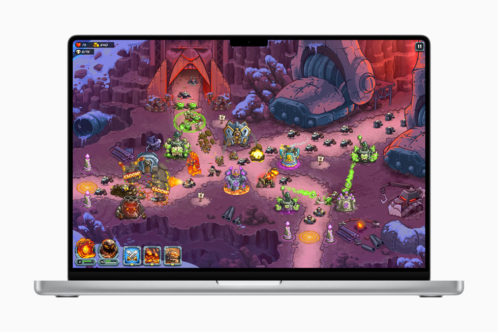 Grafik fra Kingdom Rush 5: Alliance TD+ fra Ironhide Game Studio vist på MacBook Pro 16.