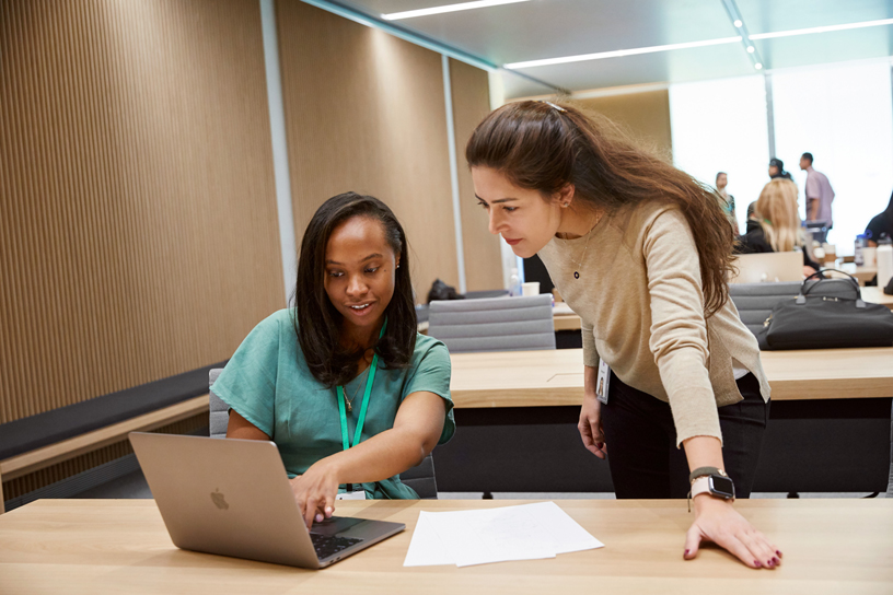 Erika Hairston, Apple Entrepreneur Camp’te.