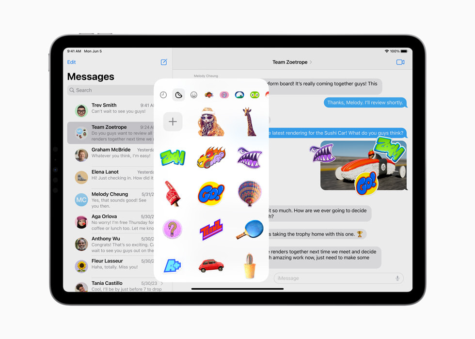 iPad Pro’da Mesajlar uygulamasındaki çıkartma koleksiyonu gösteriliyor.